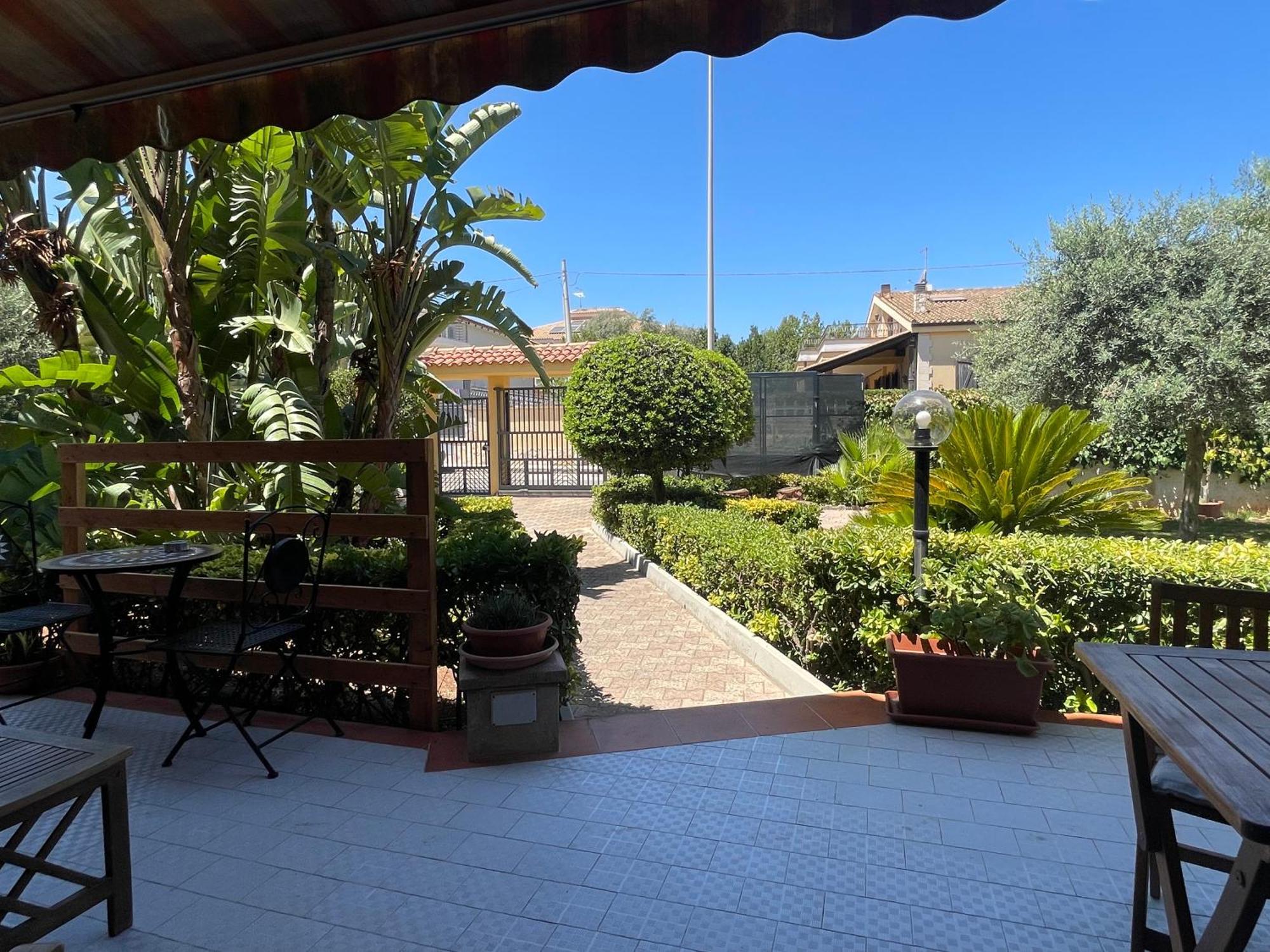 A Casa Di Giu B&B Syrakus Exterior foto