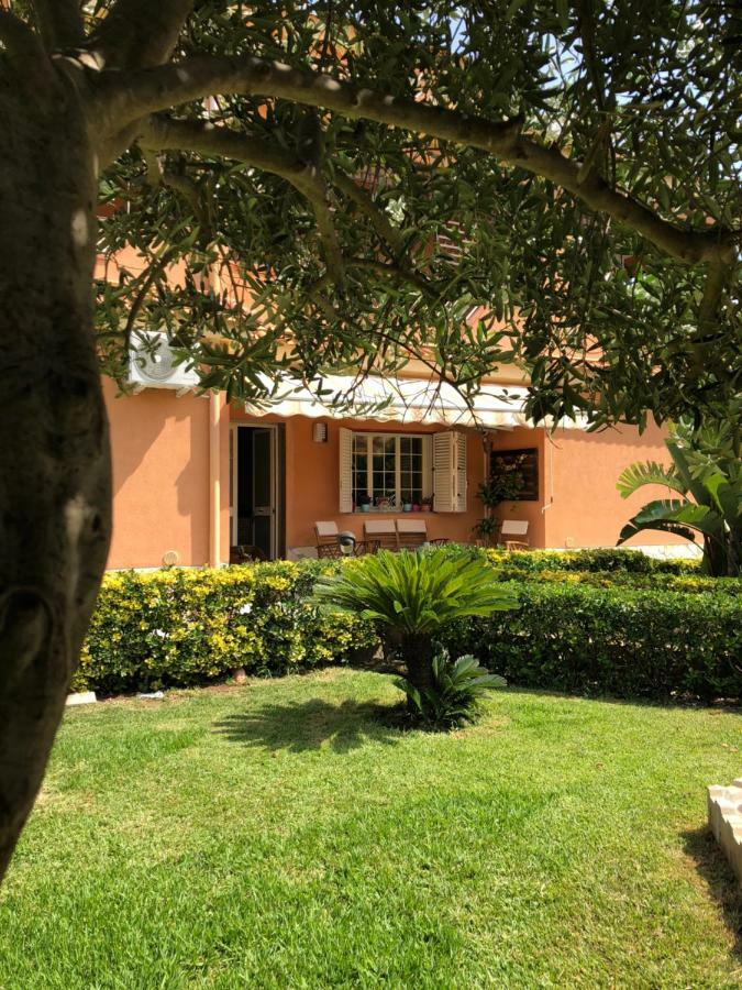 A Casa Di Giu B&B Syrakus Exterior foto